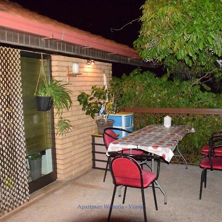 Apartman Wisteria فرانيي المظهر الخارجي الصورة