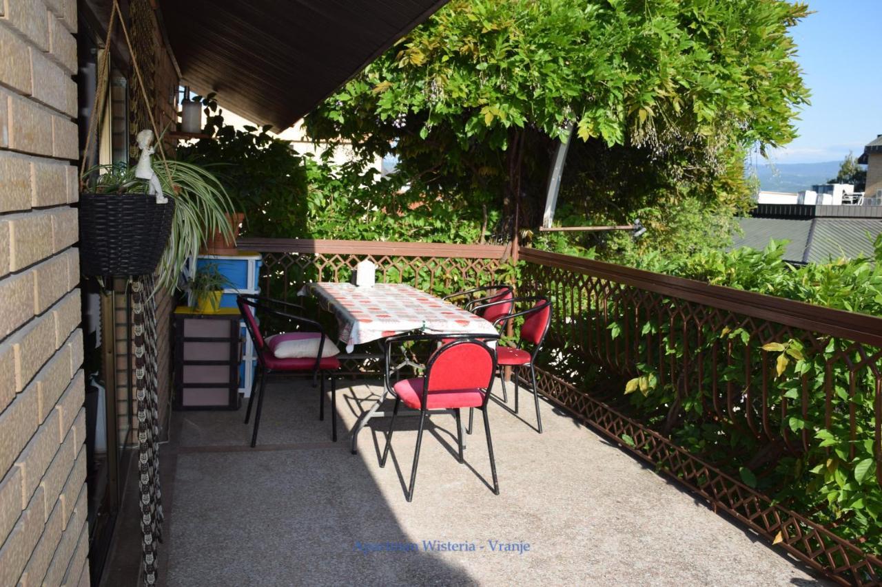 Apartman Wisteria فرانيي المظهر الخارجي الصورة
